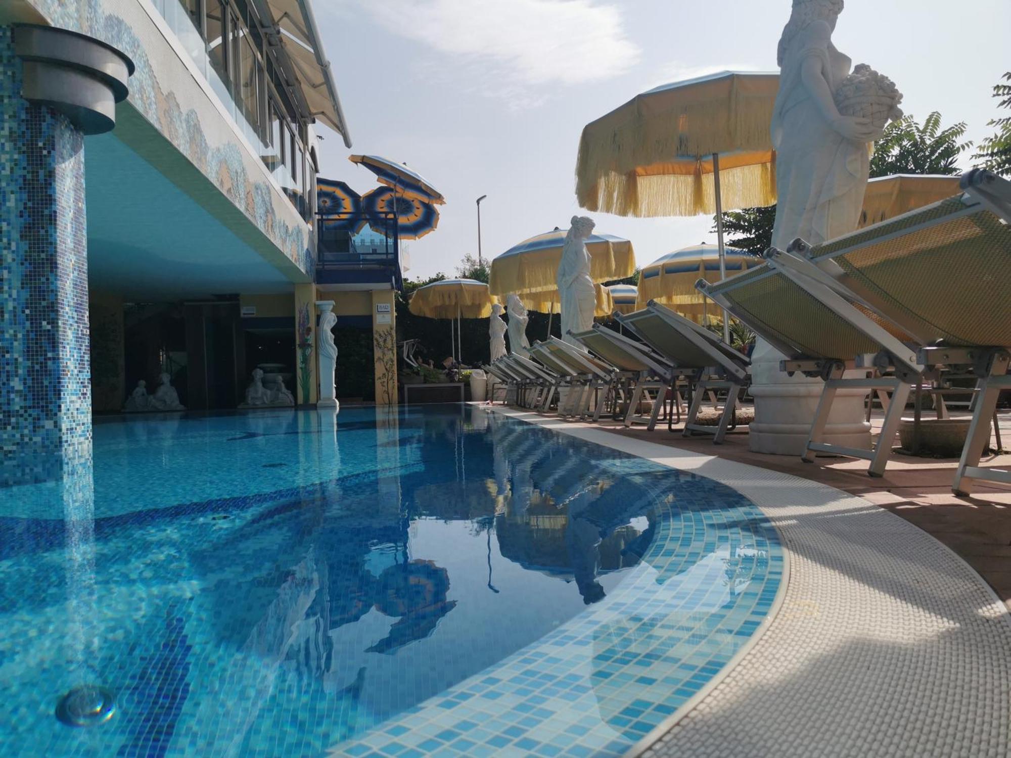 Hotel Napoleon Lido di Jesolo Esterno foto