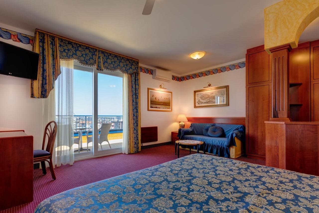 Hotel Napoleon Lido di Jesolo Esterno foto
