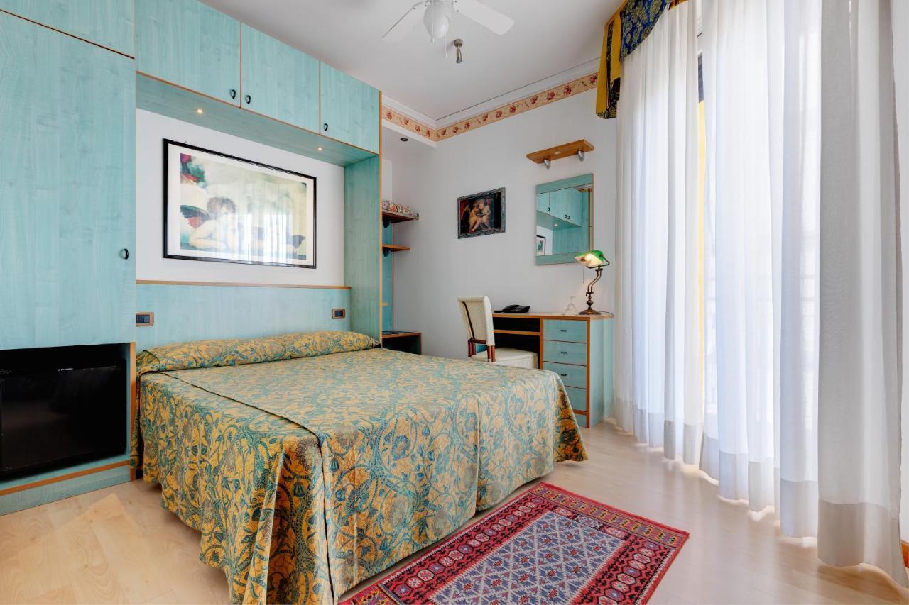 Hotel Napoleon Lido di Jesolo Esterno foto