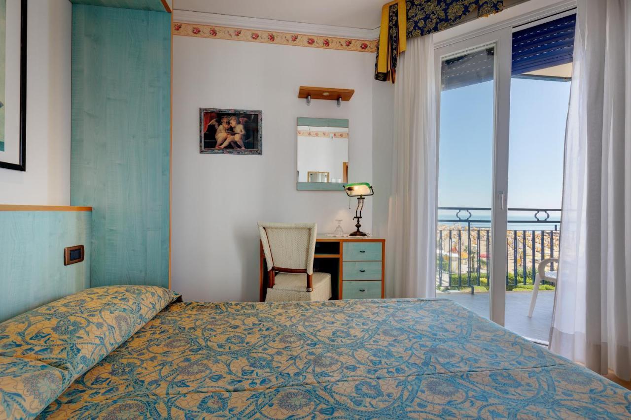 Hotel Napoleon Lido di Jesolo Esterno foto
