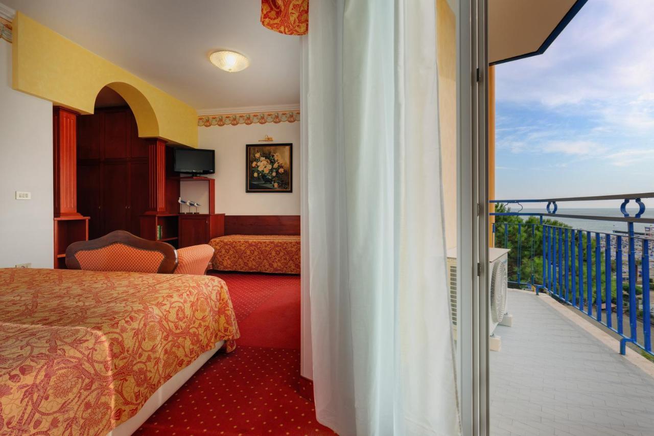 Hotel Napoleon Lido di Jesolo Esterno foto
